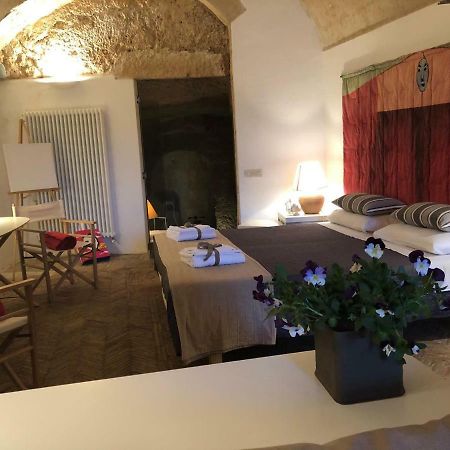 Gli Ipogei Nel Cuore Di Matera Villa Exteriör bild