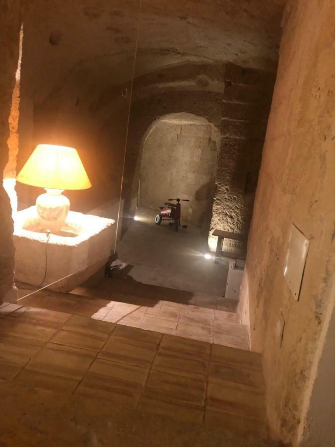 Gli Ipogei Nel Cuore Di Matera Villa Exteriör bild