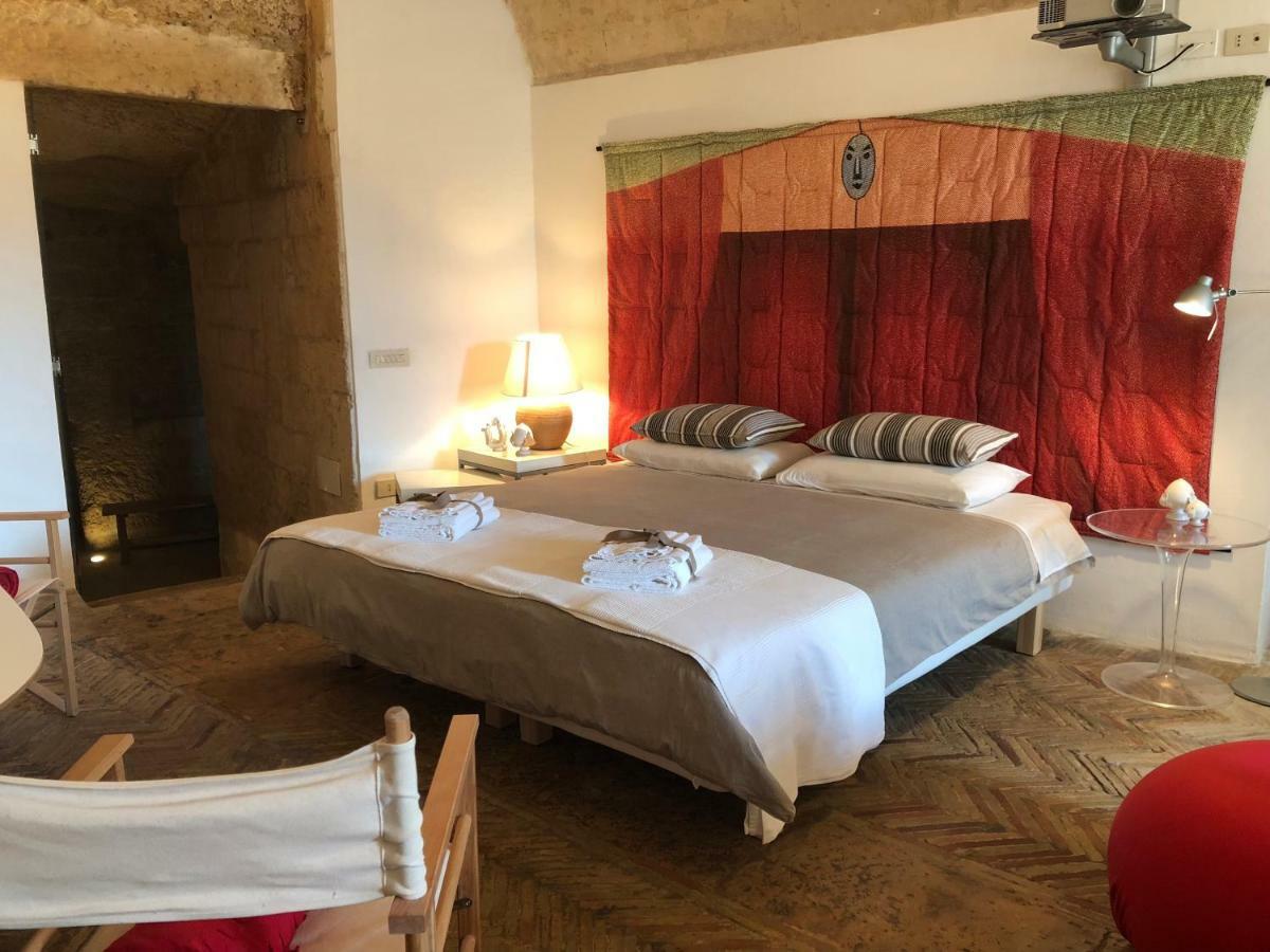 Gli Ipogei Nel Cuore Di Matera Villa Exteriör bild